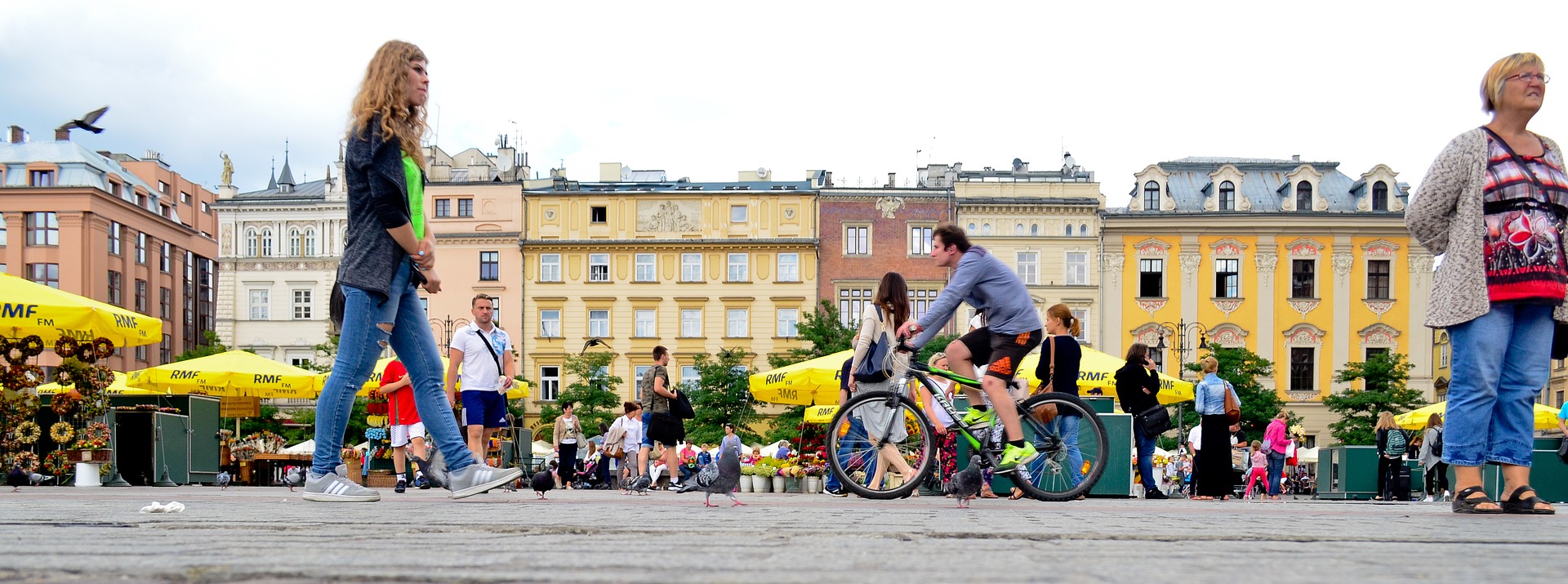 Cultural event in Krakow – how to find an accommodation, spend the time e.t.c.?